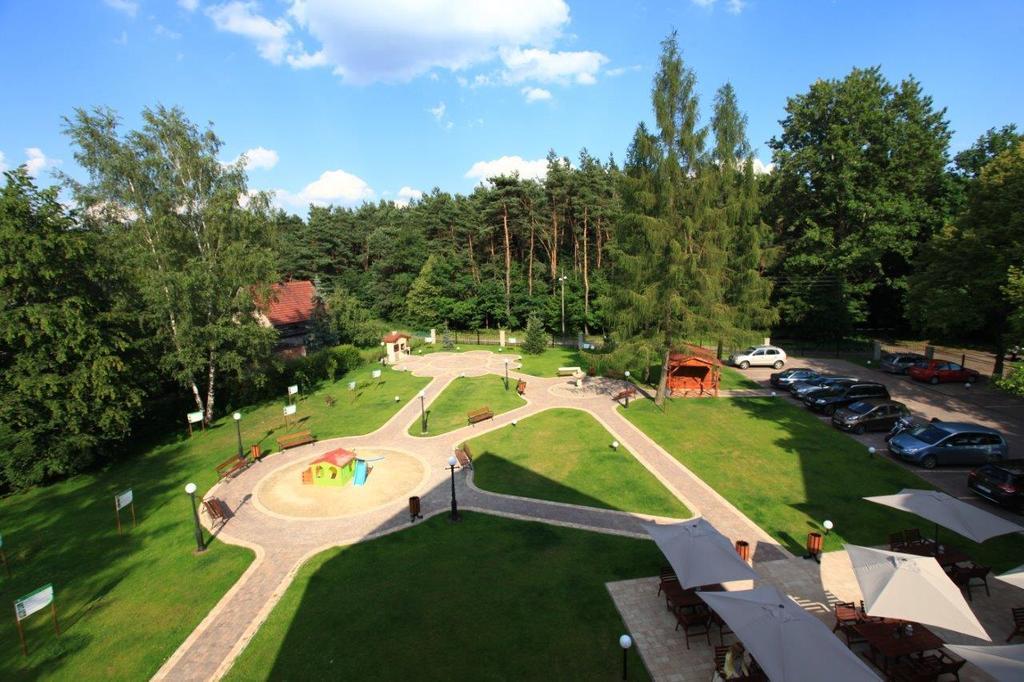 Hotel Modrzewiowy Dwor Gliwice Eksteriør bilde