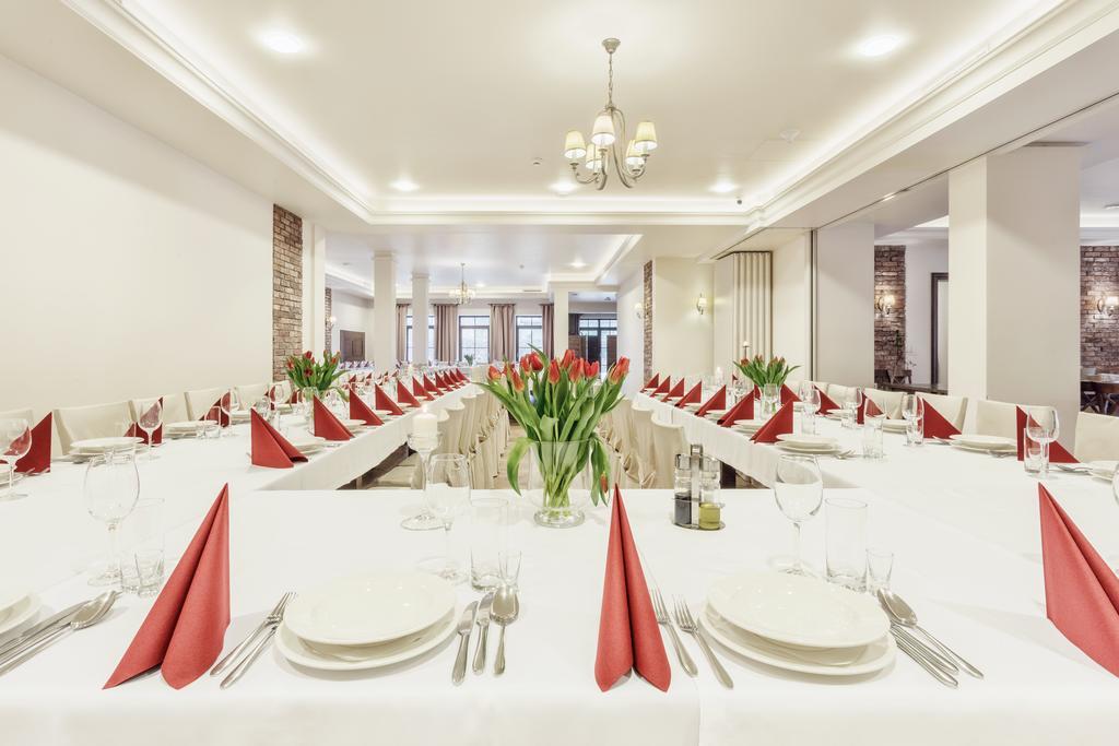 Hotel Modrzewiowy Dwor Gliwice Eksteriør bilde