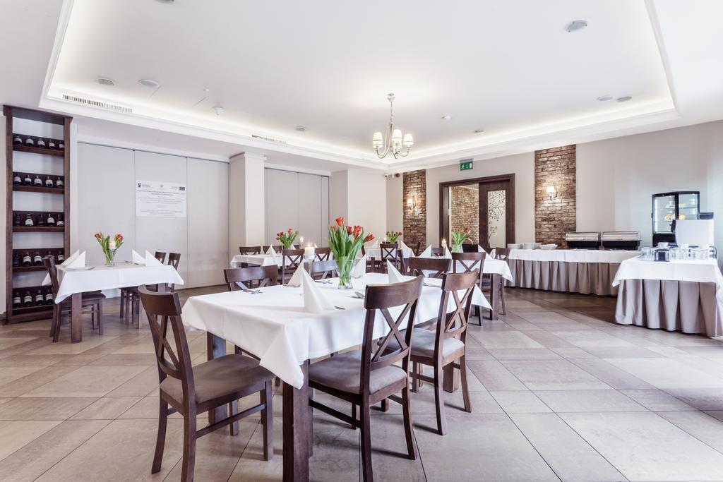 Hotel Modrzewiowy Dwor Gliwice Eksteriør bilde