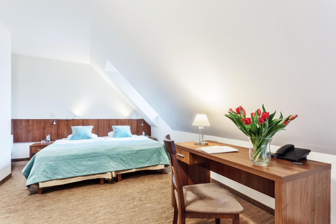 Hotel Modrzewiowy Dwor Gliwice Eksteriør bilde